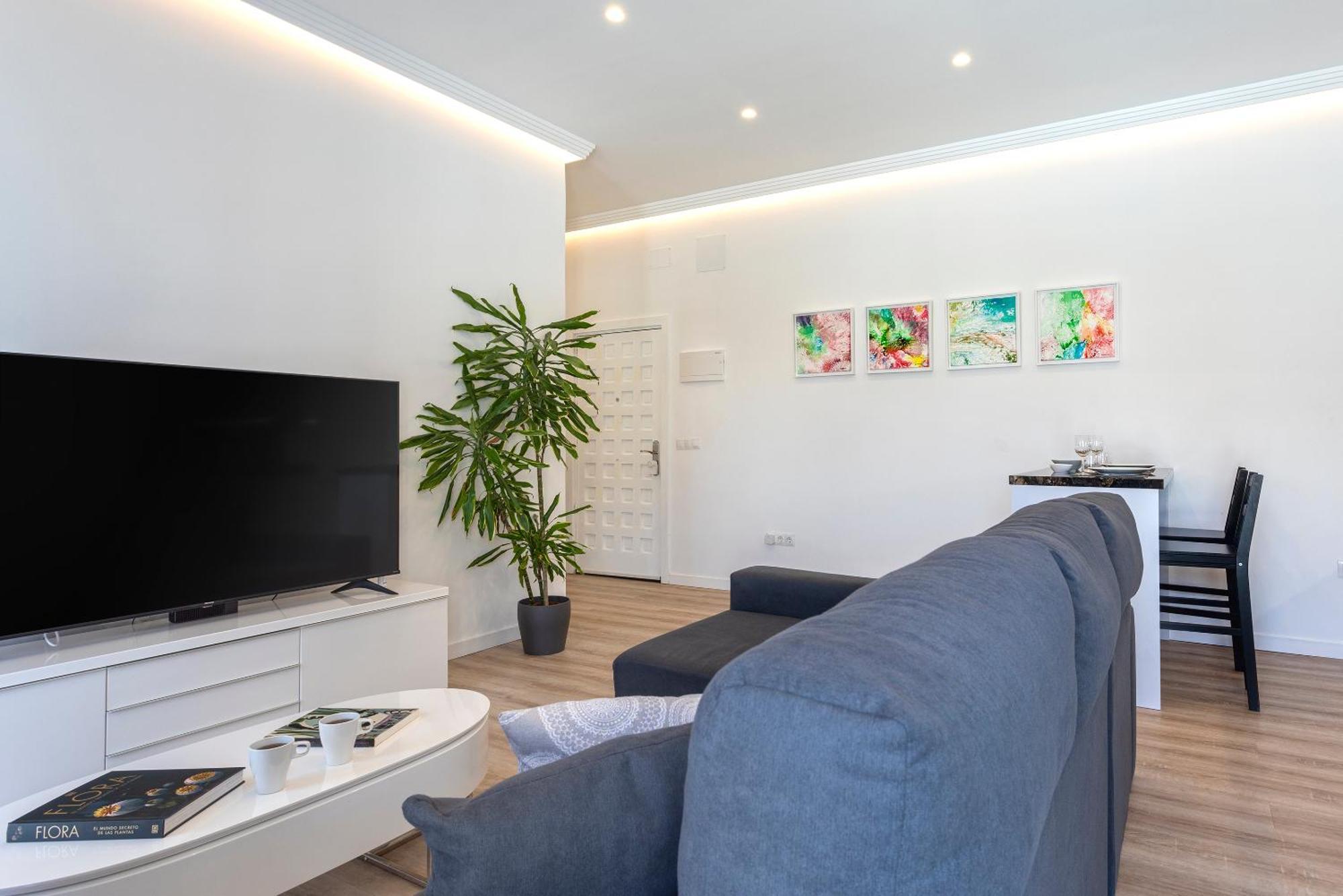 Precioso Apartamento Con Terraza En La Nogalera By Rent Me 토레몰리노스 외부 사진