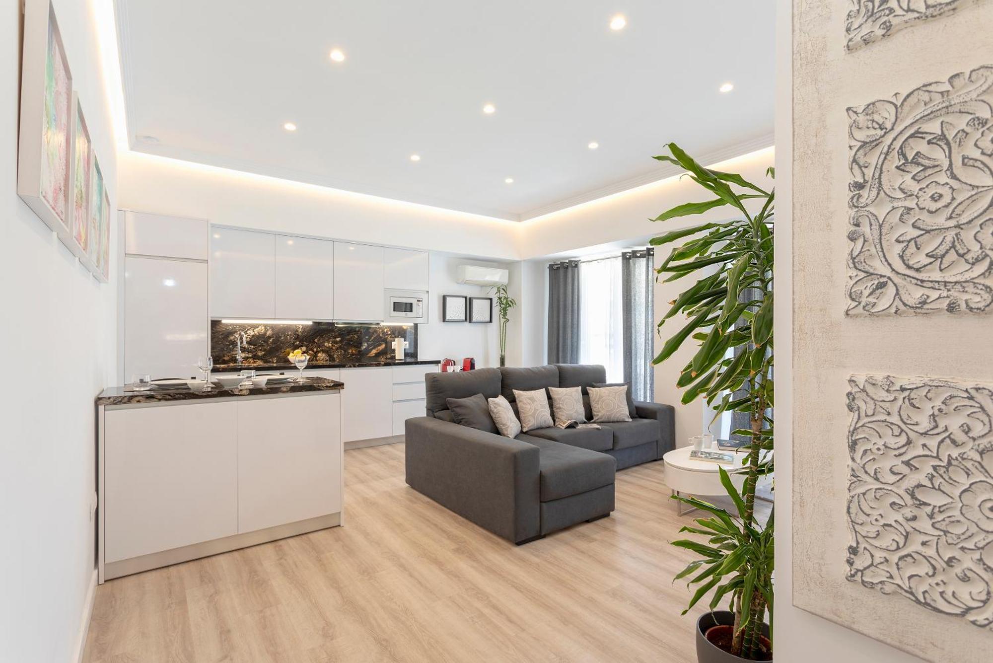 Precioso Apartamento Con Terraza En La Nogalera By Rent Me 토레몰리노스 외부 사진