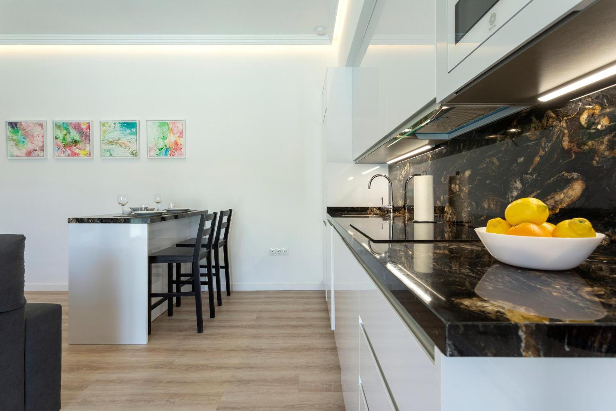 Precioso Apartamento Con Terraza En La Nogalera By Rent Me 토레몰리노스 외부 사진